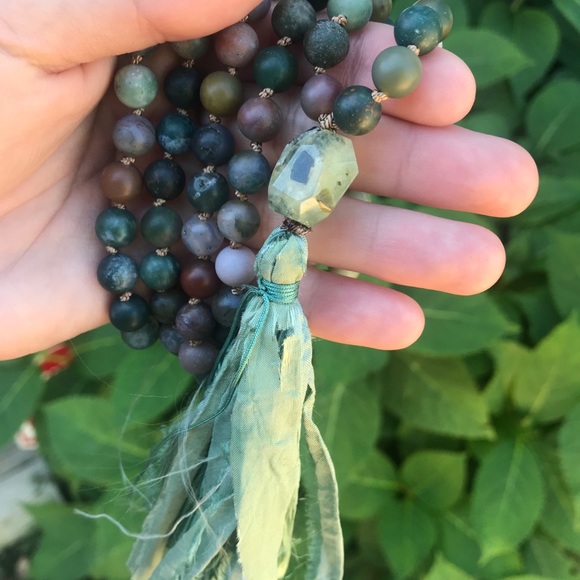 Handmade 108 Bead Healing Mala Necklace - Picture 6 of 8